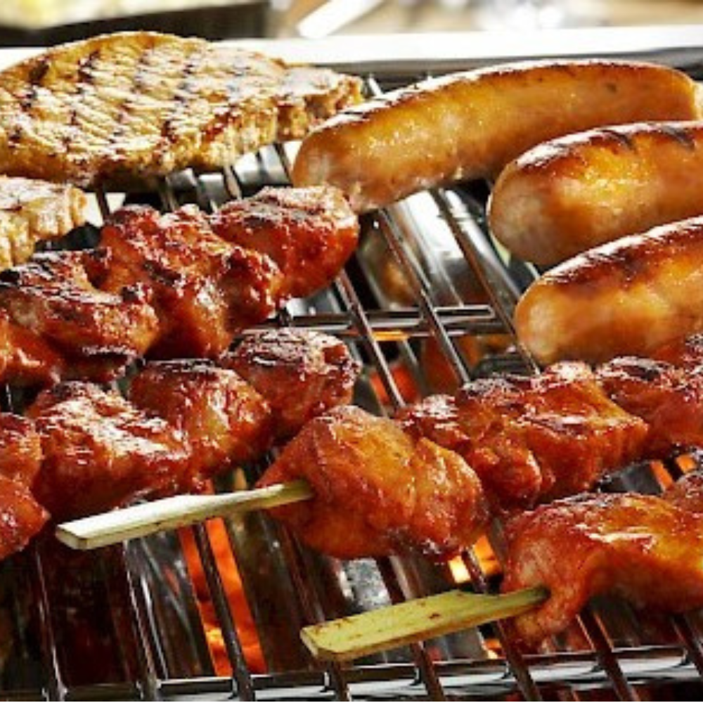 BBQ<br><br> - Vanaf 10 personen <br><br><br><br><br><br><br><a href="https://landgoedzwartemeer.nl/bbq/" target="_blank">Meer info</a>