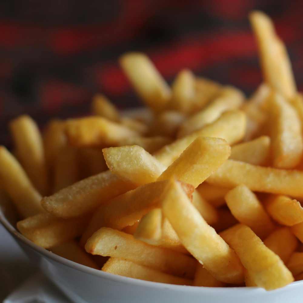 Snackmenu (volw.)<br><br> Patat (incl. saus) met een snack (incl. saus) en 1x glas frisdrank <br><br>€9,00 pp
